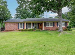 2532 Chatwood Rd, Vestavia Hills, AL 35226