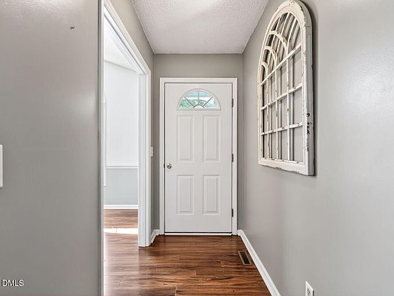 5th image of 2966 Cheshire Dr