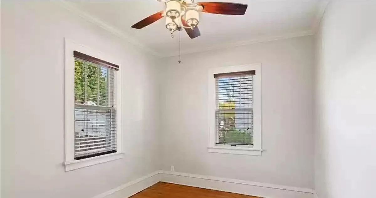 8 bed, $5,200 — Photo 1