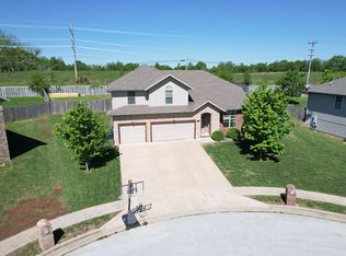 2107 S Gristmill Ct, Ozark, MO 65721