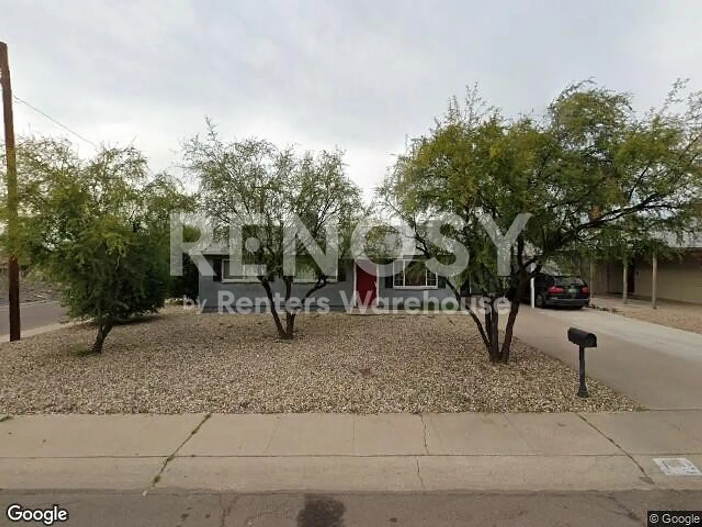 Remodeled 3 Br 2 Ba 1 Car Carport Near 12th St and Northern in Phoenix — Photo 1