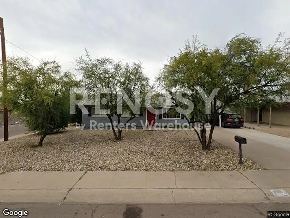 1002 E Griswold Rd