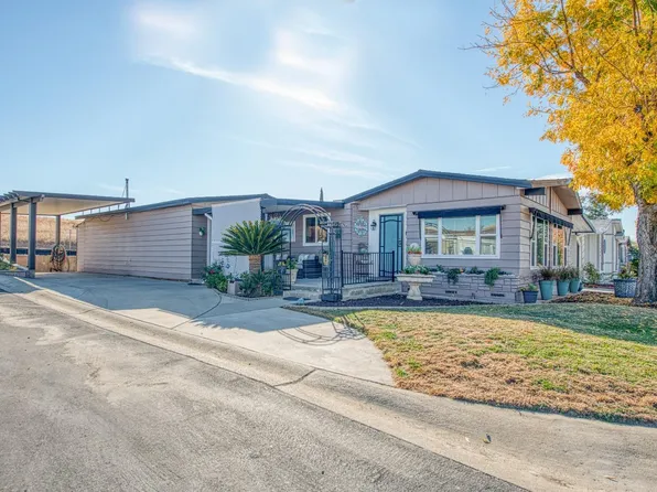 17468 Bluewater Bay Ln, Friant, CA 93626