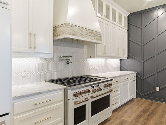 4th image of 4600C Old Brock Rd