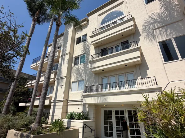 435 Arnaz Dr #200, Los Angeles, CA 90048