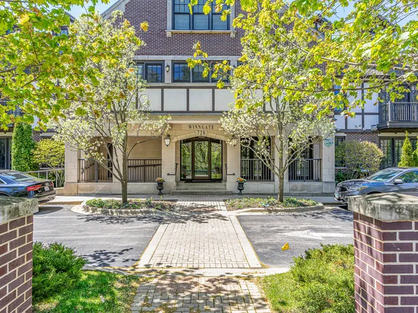 720 Green Bay Rd Unit 2E, Winnetka, IL 60093