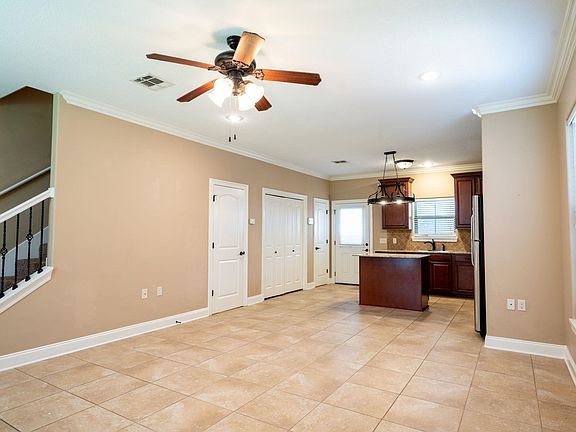 2nd image of 1500 Lacadie Dr APT P