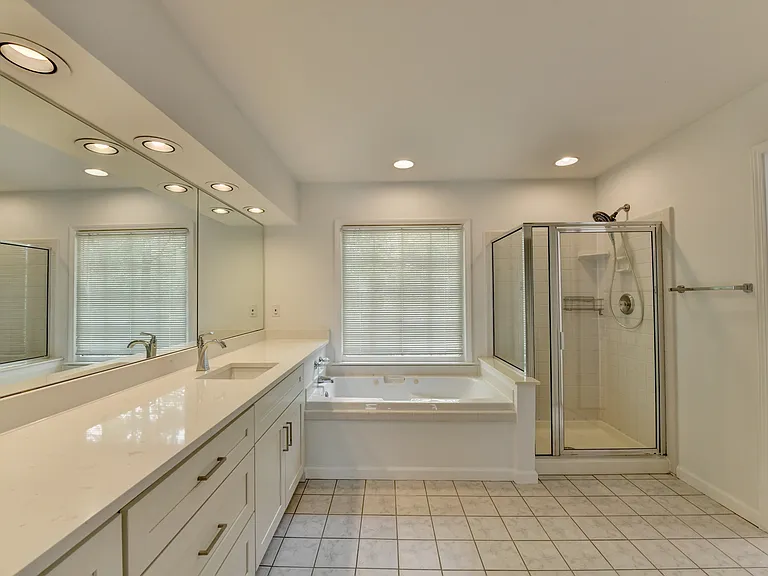 6535 Ganton Dr — Photo 28
