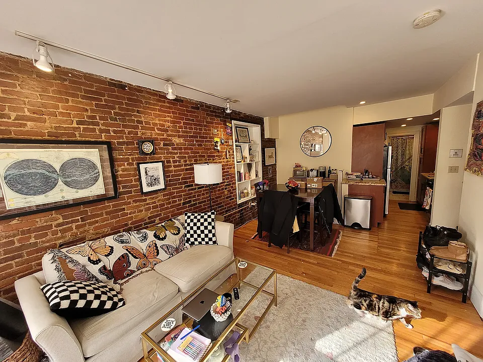 91 W Cedar St #3