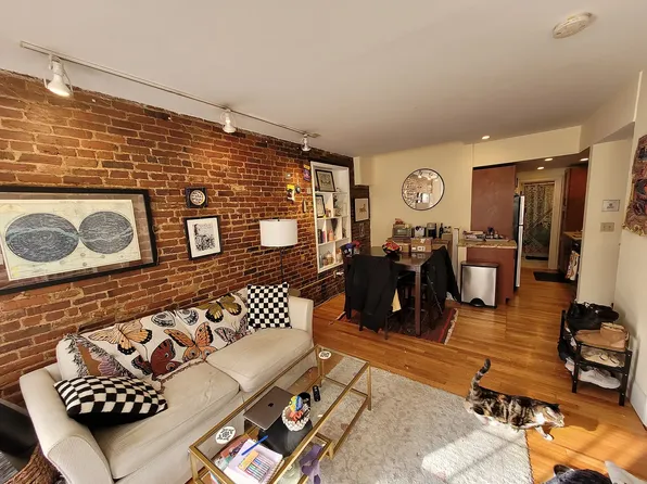 89 W Cedar St APT 1, Boston, MA 02114