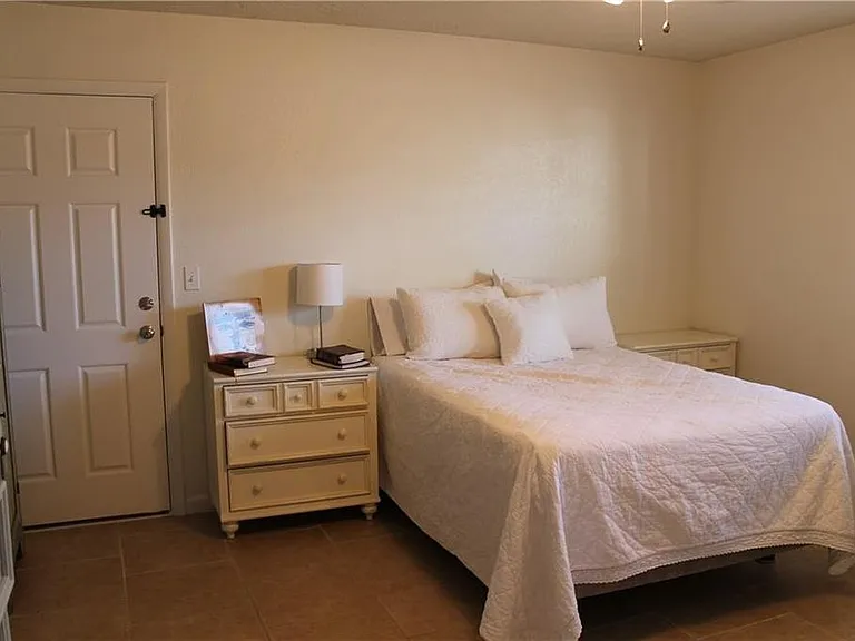1515 Vine St — Photo 19