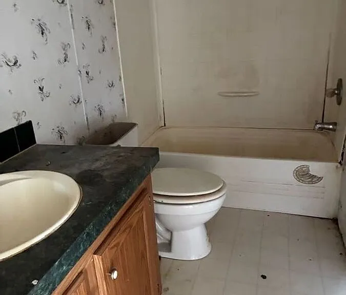 663 E Mills Dr — Photo 20
