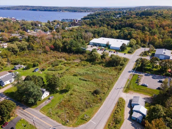 62 Thomaston Street, Rockland, ME 04841