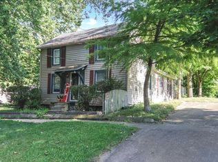 1208 W Walnut St, Bloomington, IL