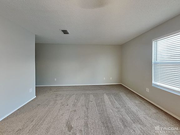 5th image of 4607 Courtside Dr