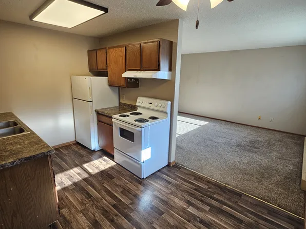 530 5th St E APT 103, West Fargo, ND 58078