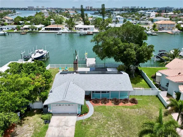 11600 7th St E, Treasure Island, FL 33706