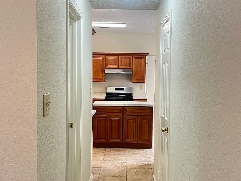 723 Sumner Dr — Photo 37