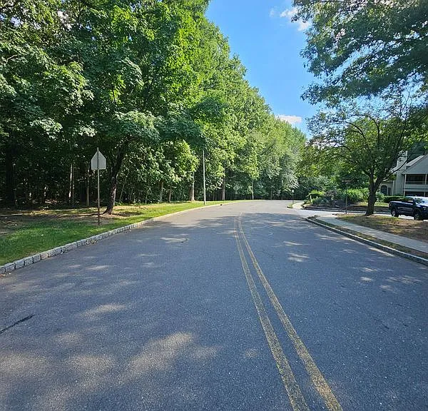 2809 Ridgefield Ct — Photo 37
