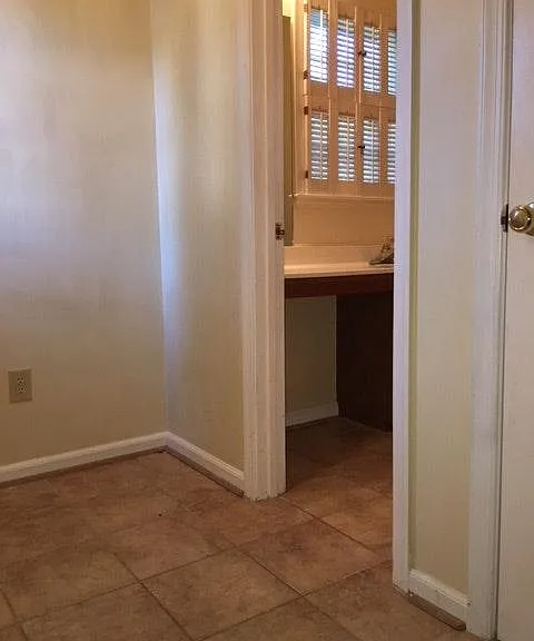 2919 Faversham Pl #TOWNHOUSE — Photo 3