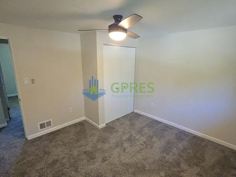 5601 Rodgers St — Photo 21