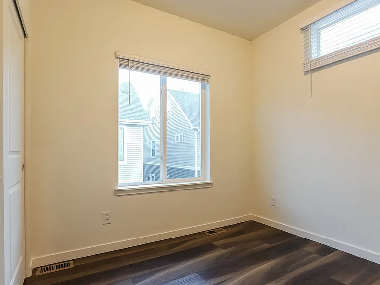 18590 E 47th Pl — Photo 15