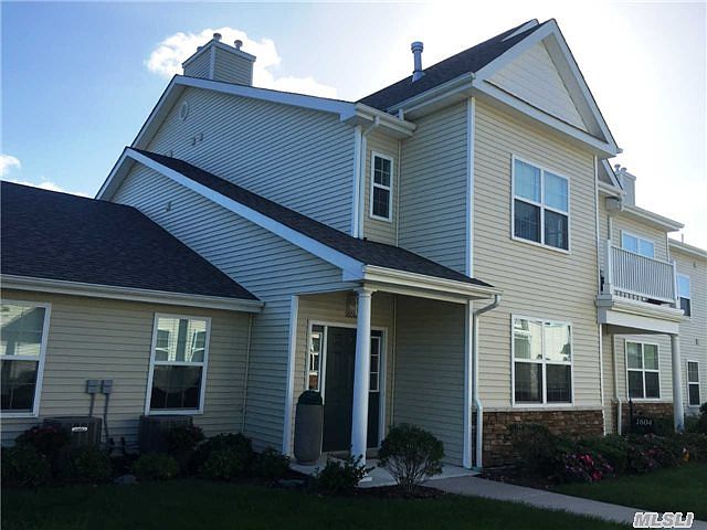 1st image of 1608 Piccadilly Way