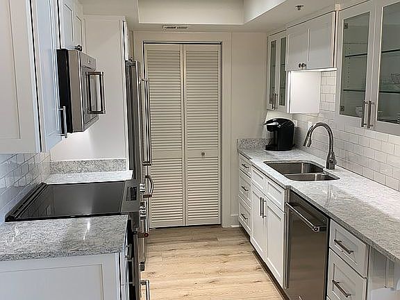 2nd image of 1440 Ocean Blvd Unit 412