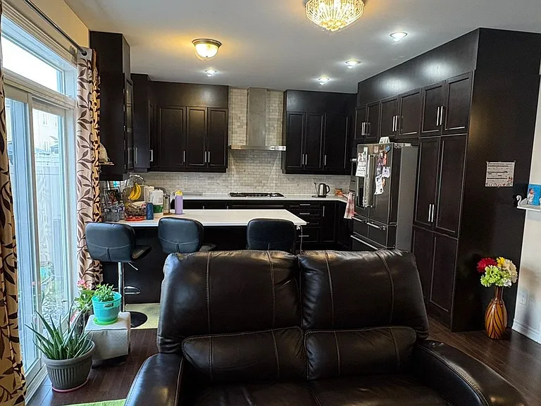 309 Everglade Way — Photo 9