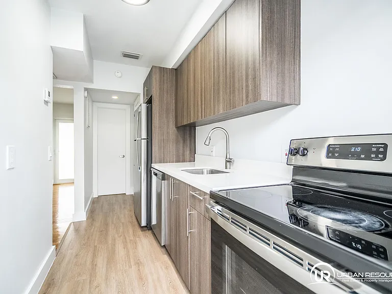 117 S Shore Dr #8 — Photo 17
