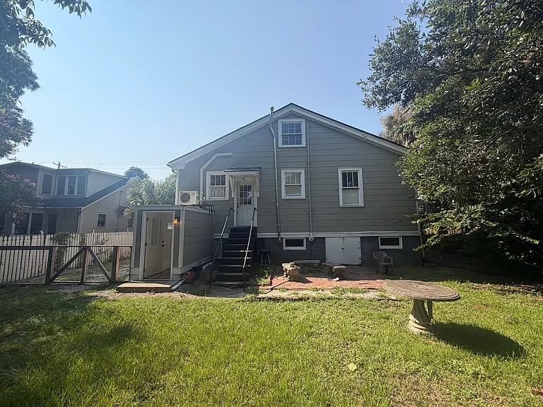 8 Saint Margaret St #B — Photo 24