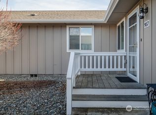 957 E Cedar St, Sequim, WA 98382
