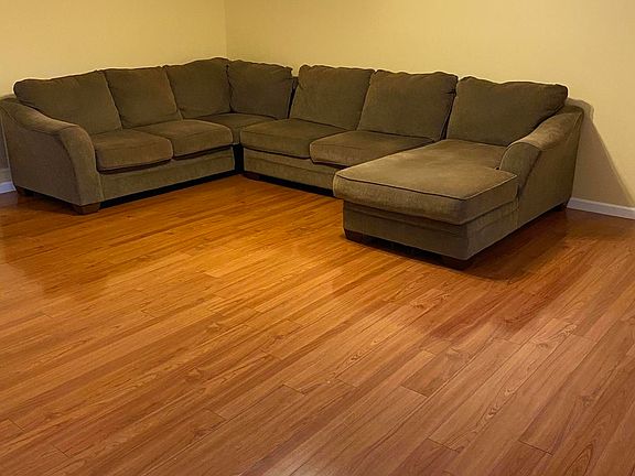 4th image of 458 Lonna Ct