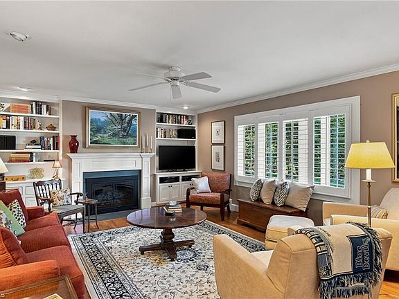 5th image of 1201 Strathmore Cir