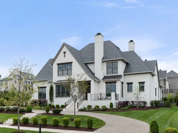 1701 Southwick Dr, Brentwood, TN 37027