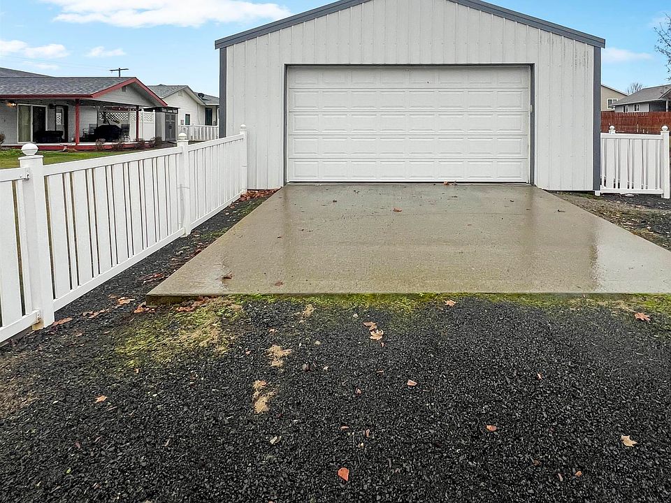 1102 Summit St, Colton, WA 99113 Zillow