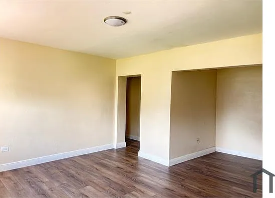 425 NE 82nd St #1 — Photo 13