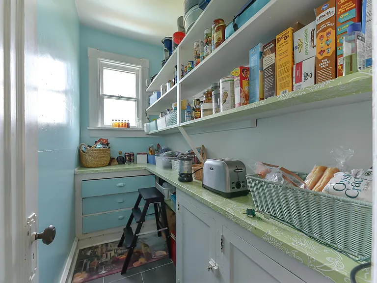 1608 E Lafayette Pl #1 — Photo 12