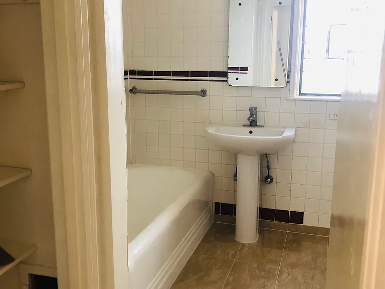 10806 Lindbrook Dr #1 — Photo 7
