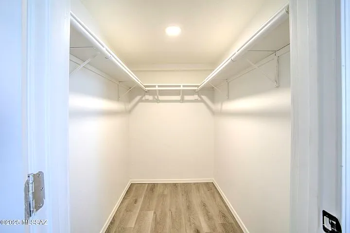 1033 S Fremont Ave — Photo 12