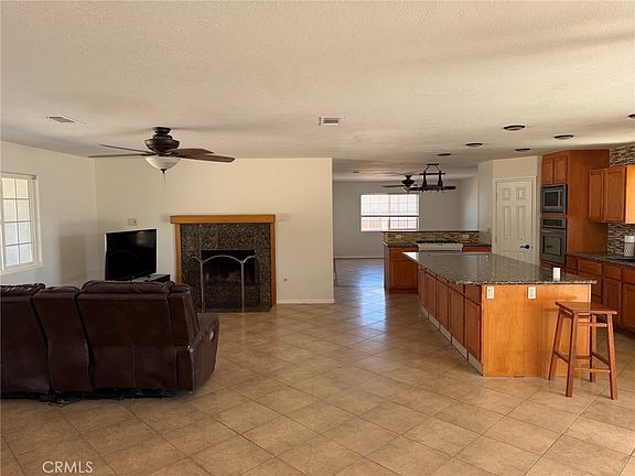3rd image of 11761 Jamacha Rd