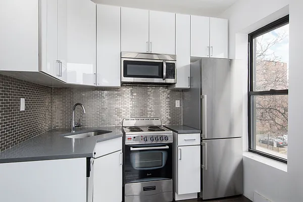 Rented by Nest Seekers International | media 19