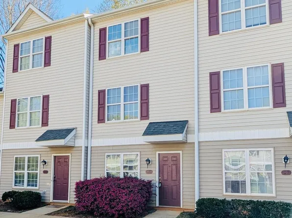 15 Red Ln #A, Raleigh, NC 27606