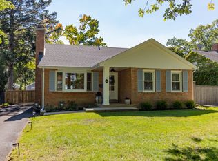 645 Northmoor Rd, Lake Forest, IL 60045