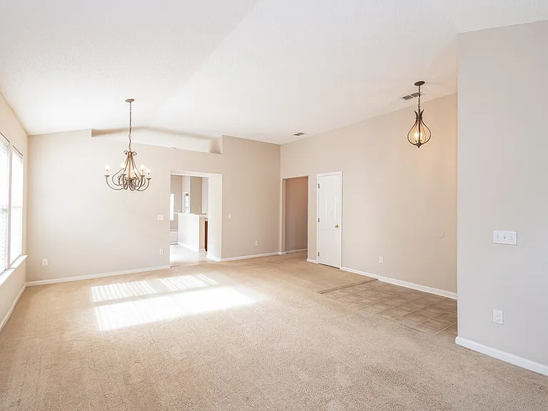 13450 Teddington Ln — Photo 4