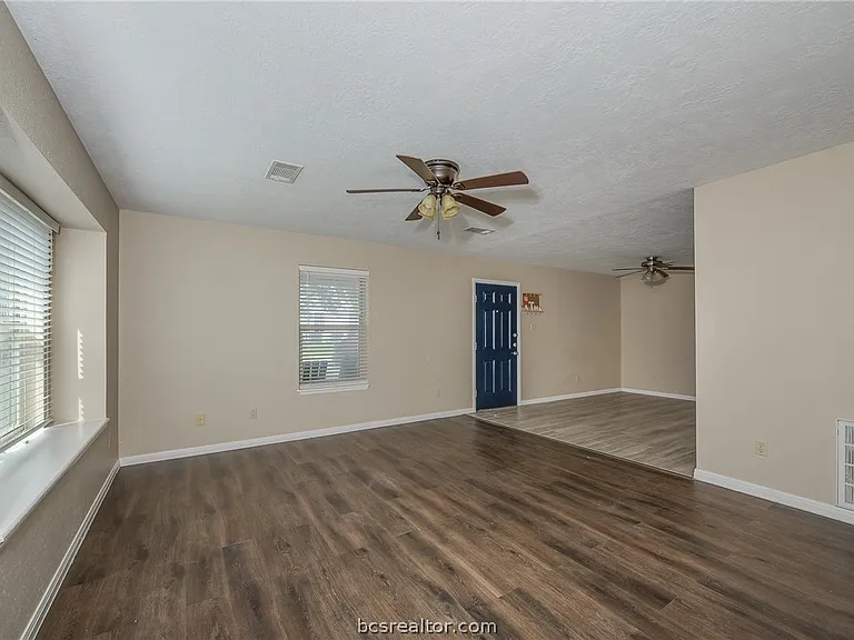 519 Chappel St — Photo 7