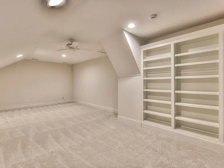 4100A Oriole Pl — Photo 37