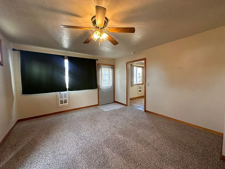 24966 Dunham Ave — Photo 7