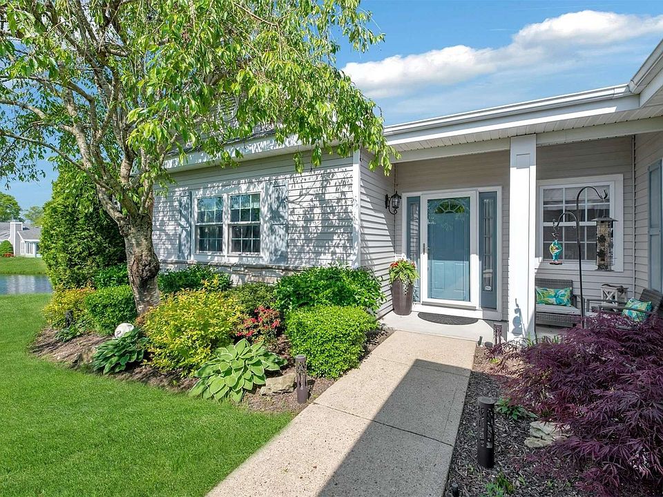 573 Mirror Pond UNIT 154, Moriches, NY 11955 Zillow