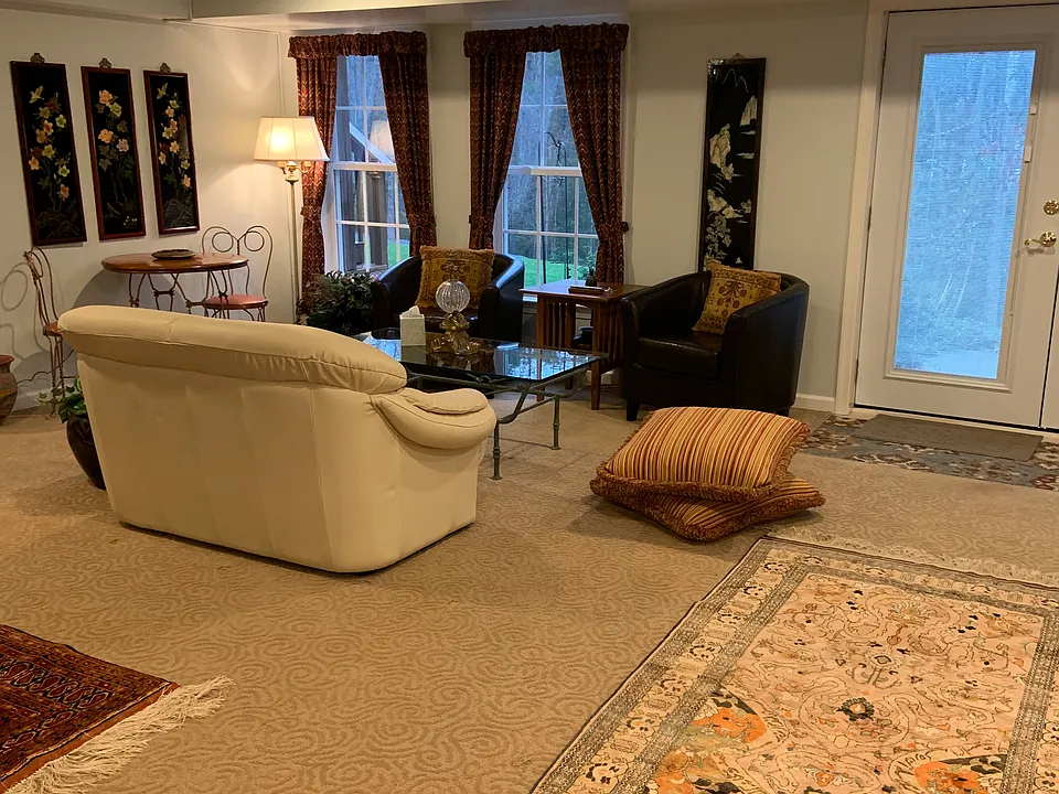 "Lobby" area prior to apartment